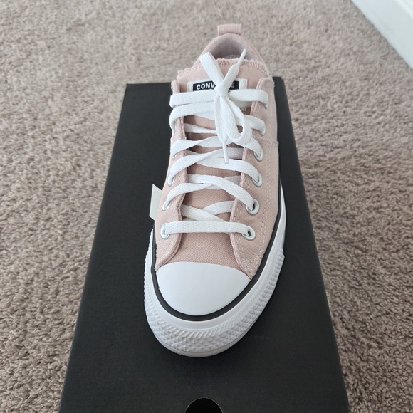 Converse Women's Pink Sneakers - Picture 10 of 16